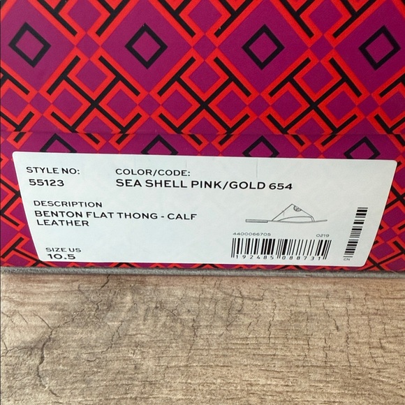 Tory Burch-Benton Flat Thong-Sea Shell Pink/Gold-Size 10.5 -Great condition - Picture 6 of 10